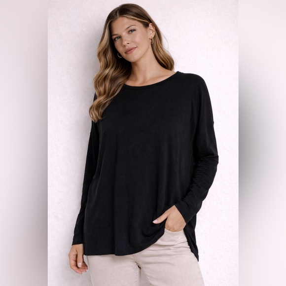 Kit and Ace Tops - Kit and Ace Black Long Sleeve Oversized Top – Approx. Size L/XL